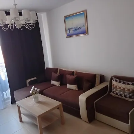 Paradise каваци アパート ソゾポル