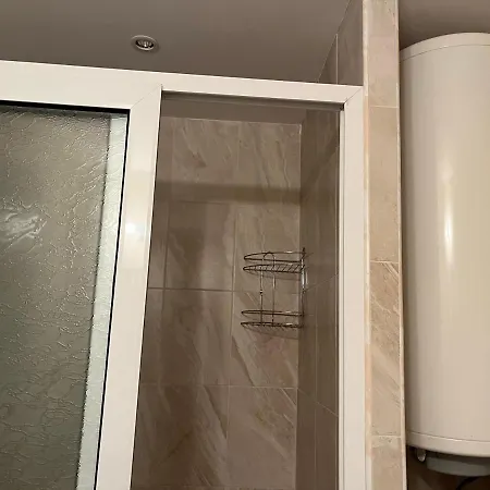 Paradise каваци アパート *